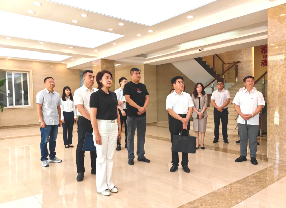 哈尔滨市人社局一行赴哈尔滨国企党建学院开展指导工作