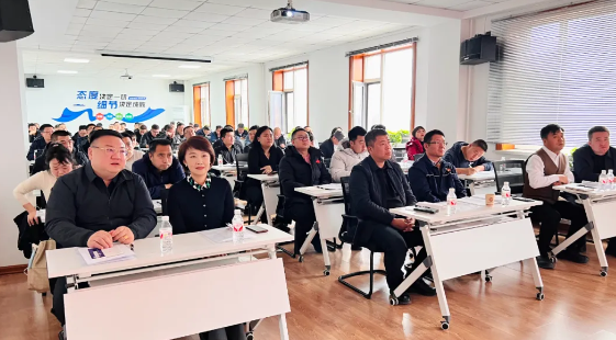 哈尔滨国企党建学院举办“排水管网抢险（抢修）工作及安全文明施工”技能培训