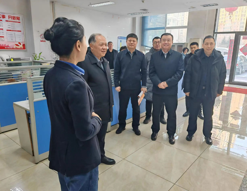 bv伟德国际体育官方网站党委书记、董事长孙明带队检查亚冬会保障及安全工作并慰问一线职工