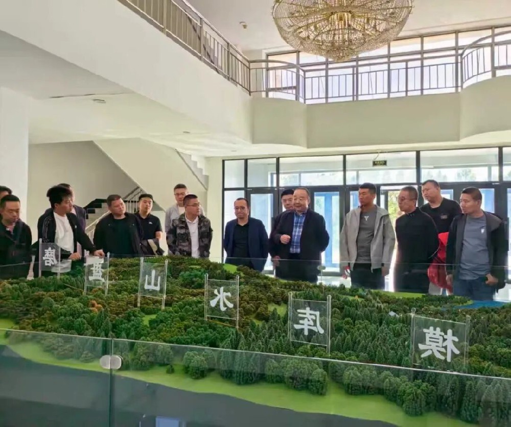 沉浸一线 以学促干 | bv伟德国际体育官方网站成功举办庆祝新中国成立76周年“爱国爱企”职工交流活动